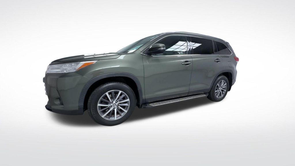 Used 2019 Toyota Highlander SUV