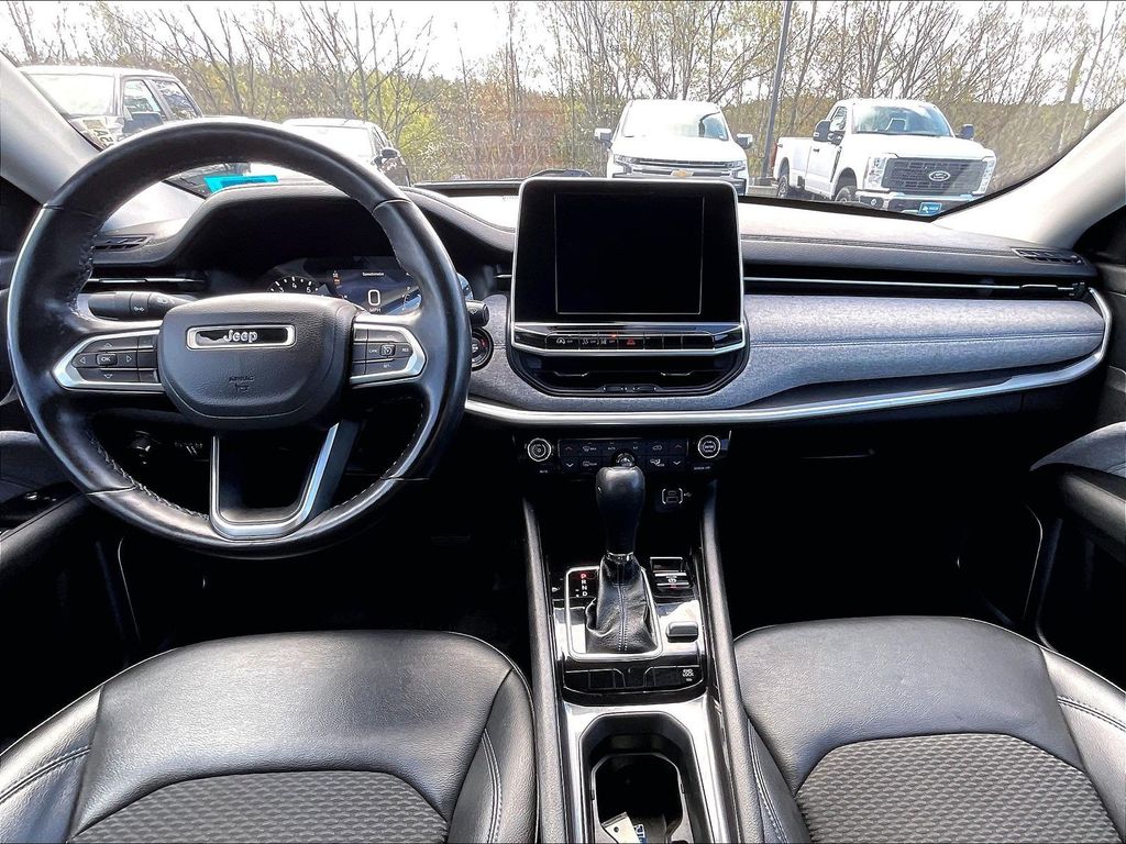 2022 Jeep Compass — photo 20
