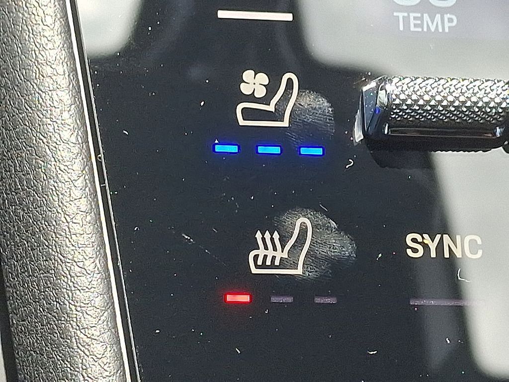 Thumbnail: 2025 Porsche  - 26