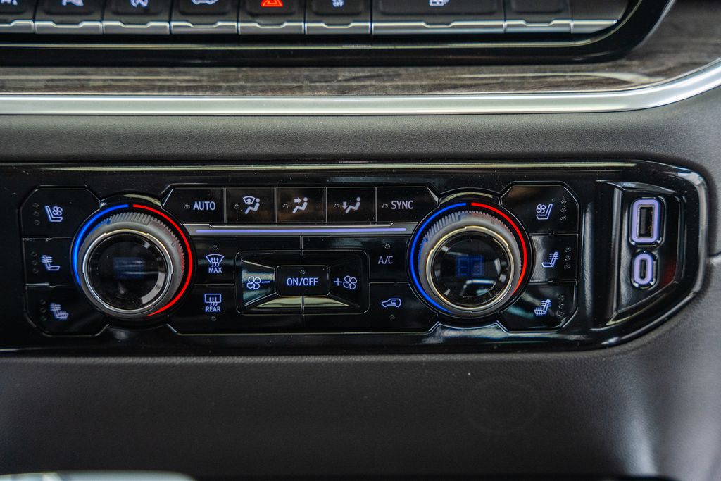 ChevroletSilverado 150028
