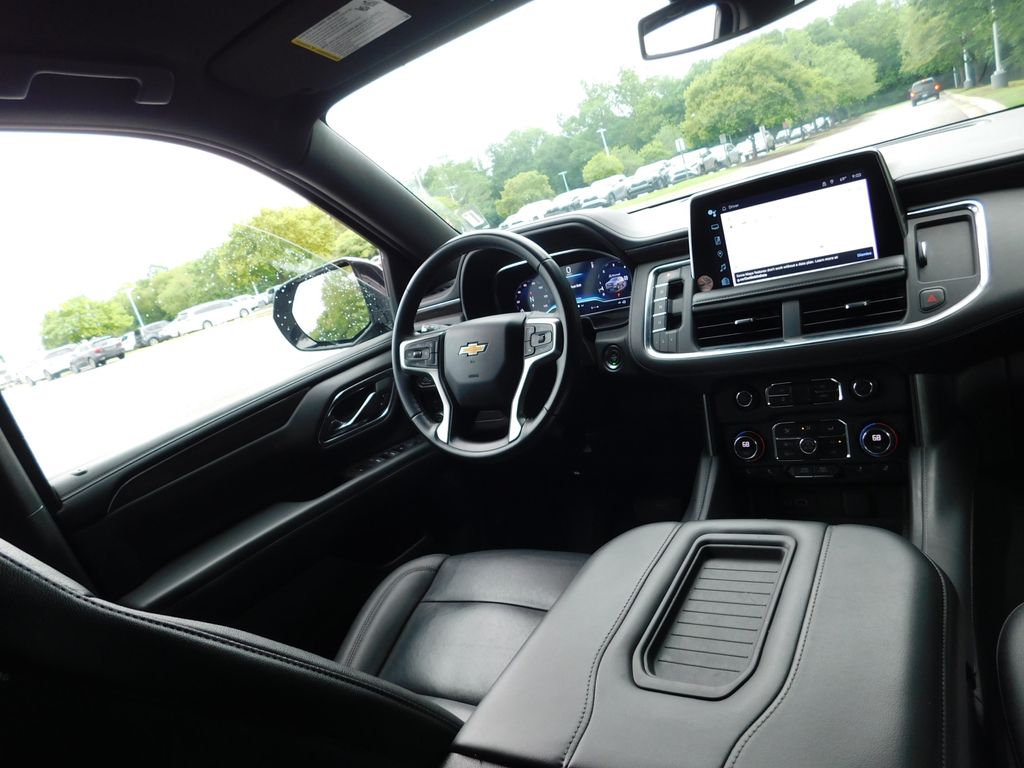 2023 Chevrolet Suburban LT 6