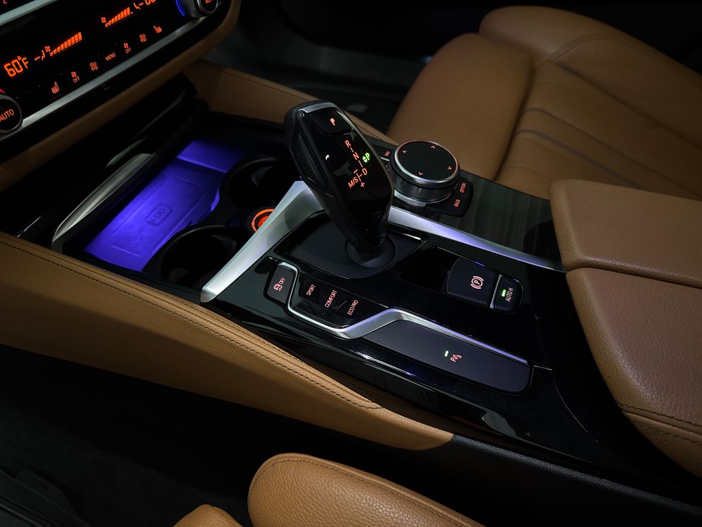 Certified Used 2018 Blue BMW 530i image 30