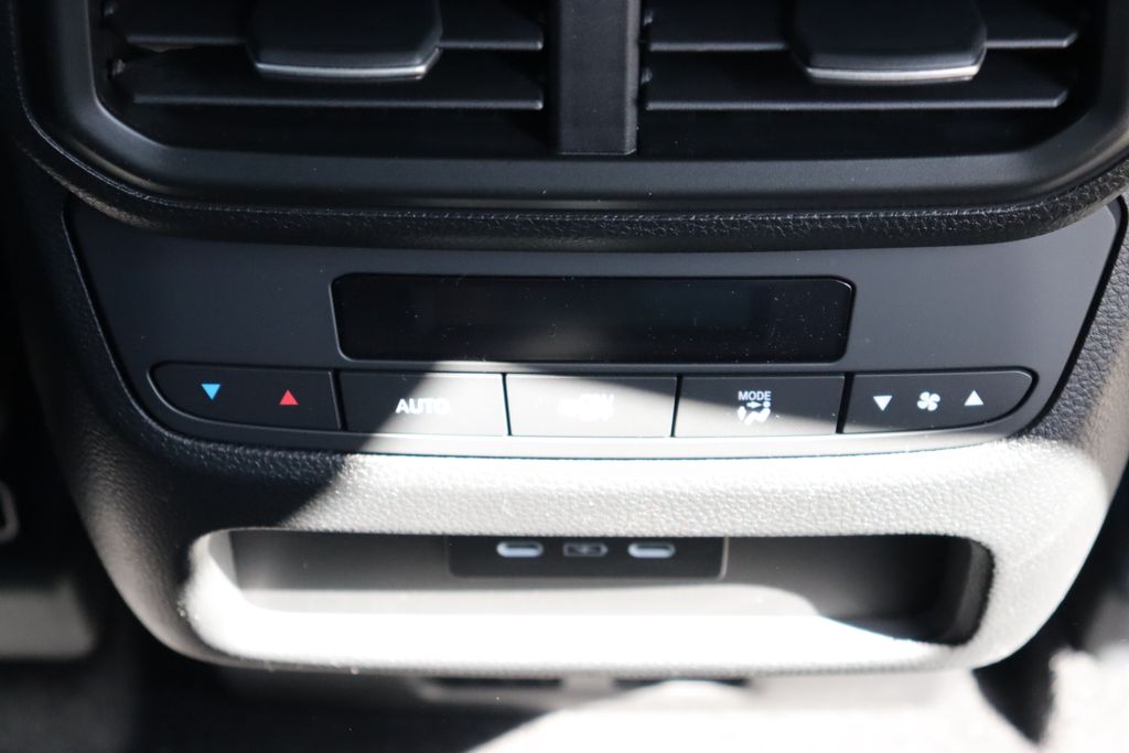 2025 Honda Pilot EX-L 18