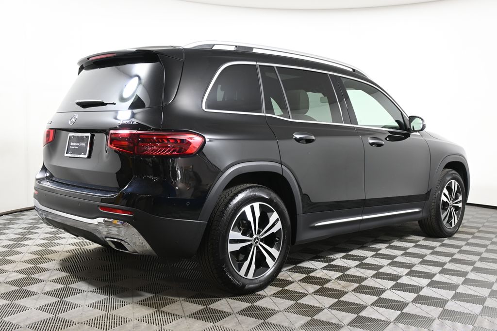2025 Mercedes-Benz GLB 250 7
