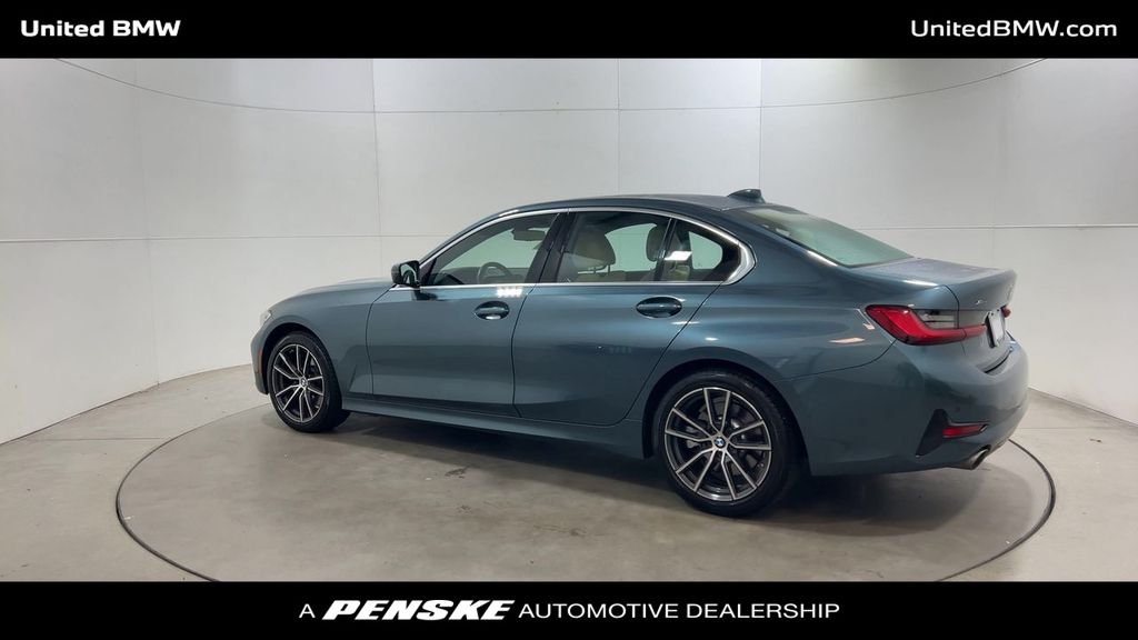 Thumbnail: 2021 BMW 3 Series - 6