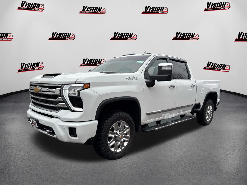 Summit White 2024 Chevrolet Silverado 2500HD High Country Crew Cab 4WD Pickup Truck Four-Wheel Drive Automatic