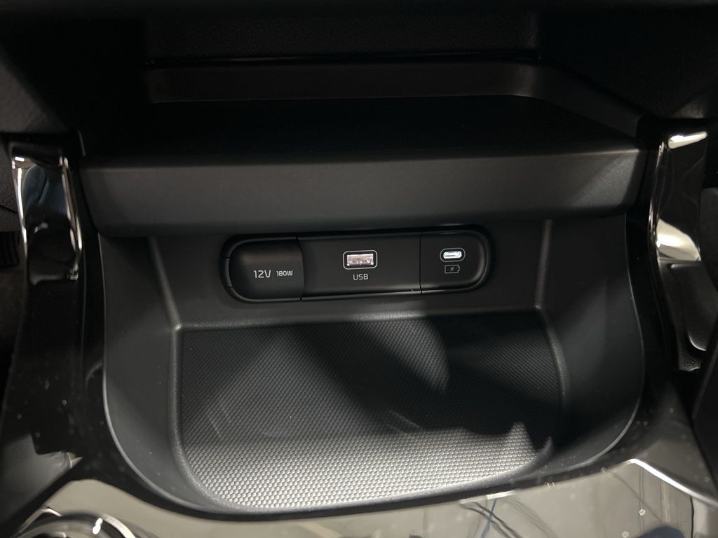new 2026 Kia Seltos car, priced at $27,435