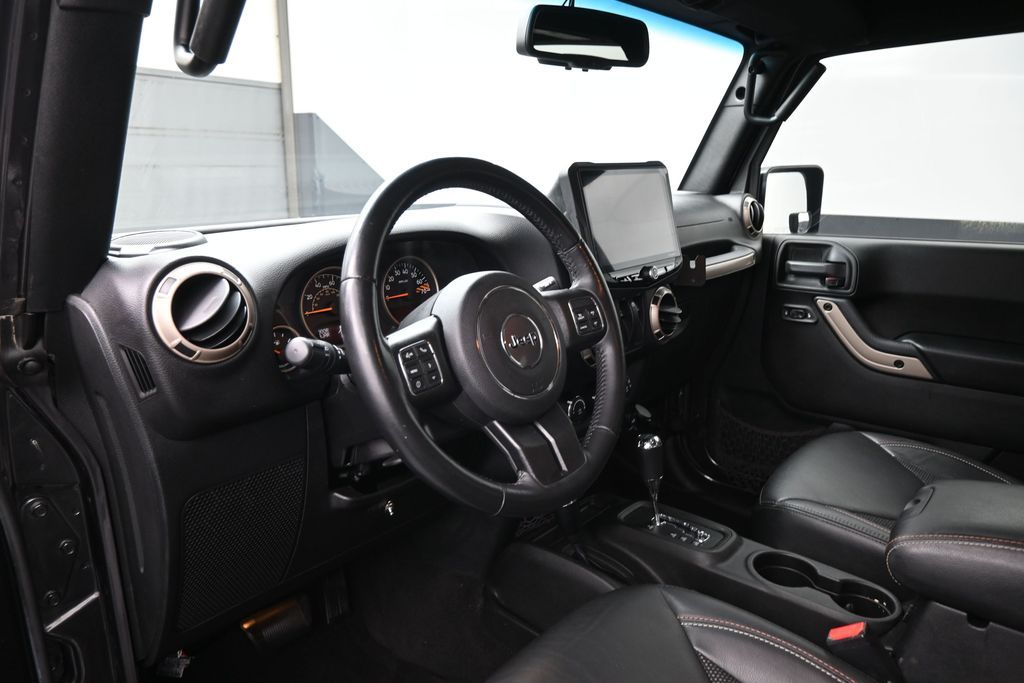 Used 2017 Jeep Wrangler SUV