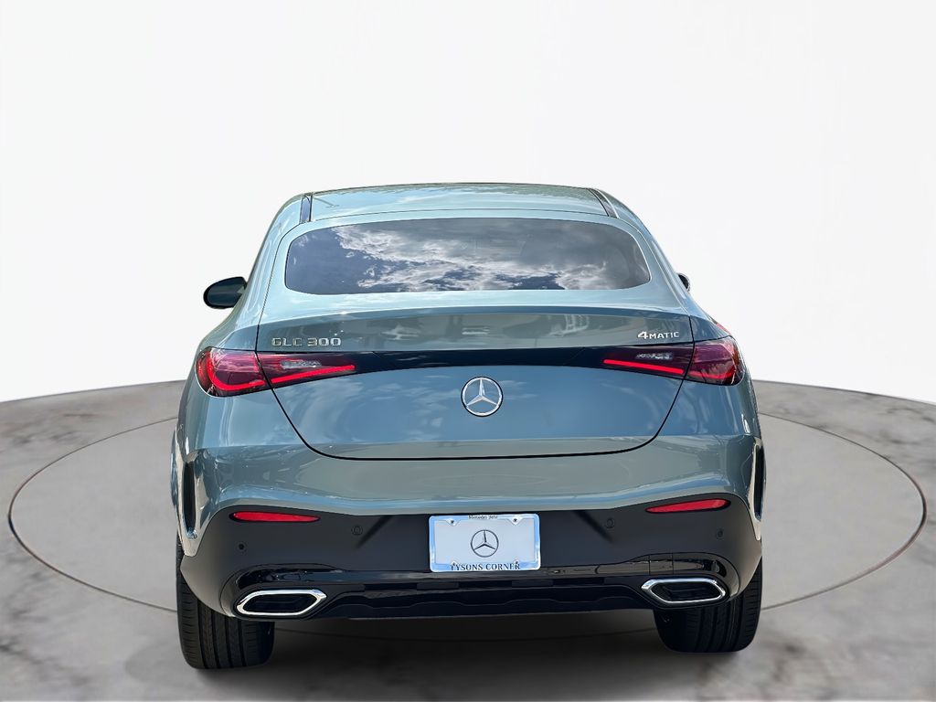 2025 Mercedes-Benz GLC 300 5