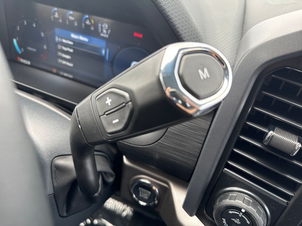 New 2026 Black Ford XLT image 36