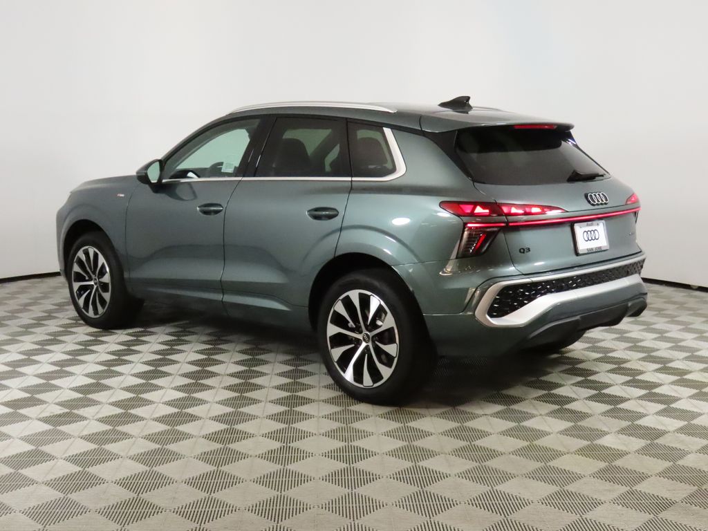 Thumbnail: 2026 Audi Q3 - 3