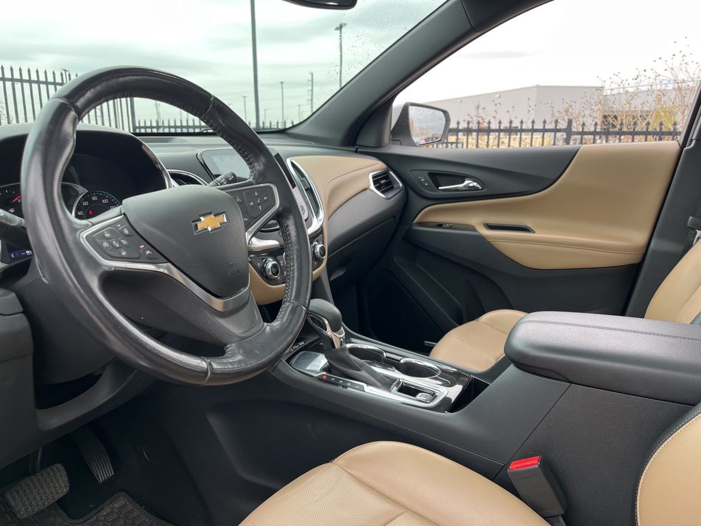 Thumbnail: 2022 Chevrolet Equinox - 19