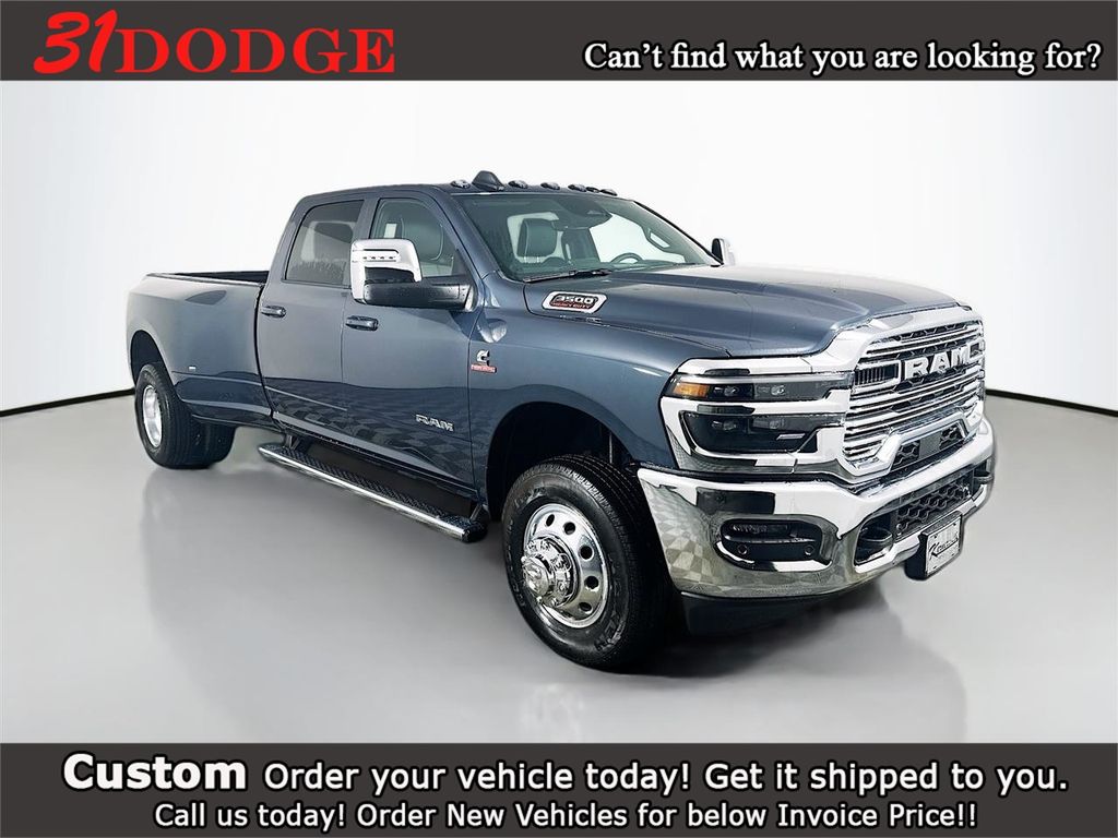 2026 RAM 3500 Laramie Crew Cab LB DRW 4WD