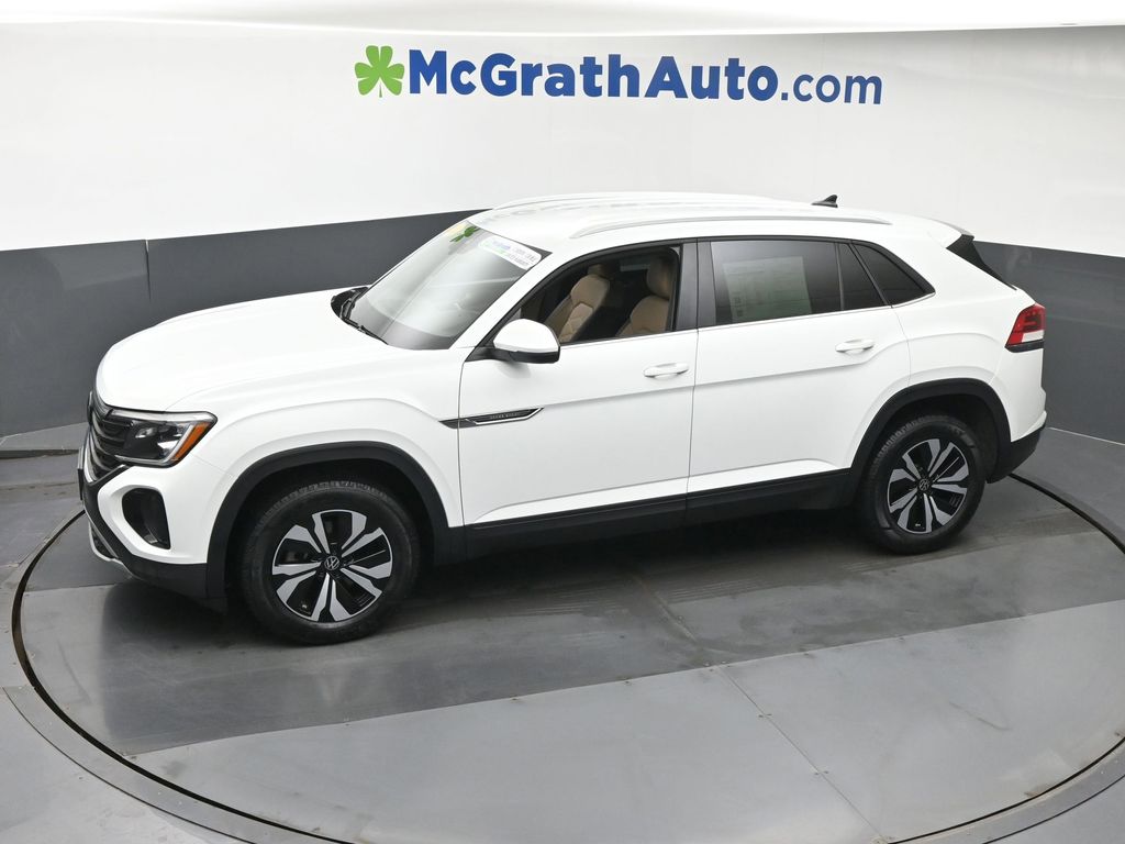 Certified Used 2024 White Volkswagen 2.0T SE image 17