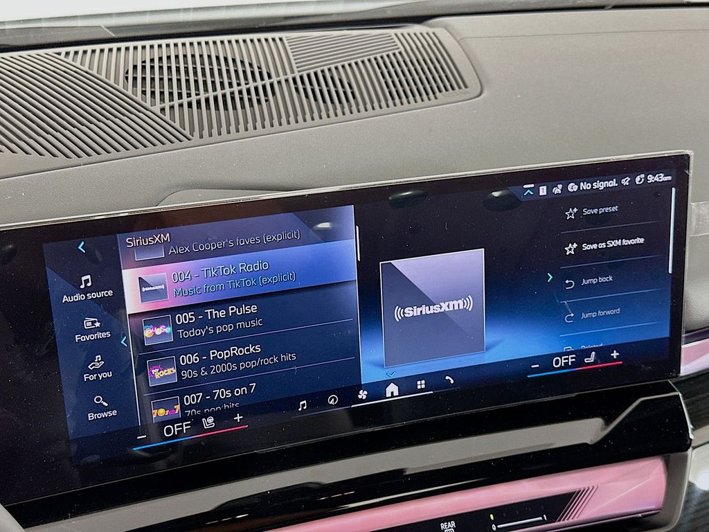 Thumbnail: 2026 BMW 5 Series - 11