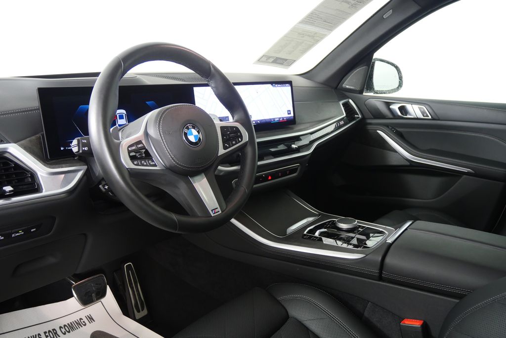 2025 BMW X5 sDrive40i 12