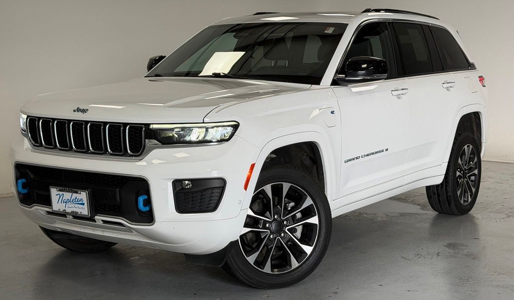 Bright White Clearcoat 2023 Jeep Grand Cherokee 4xe SUV / Crossover Four-Wheel Drive 8-Speed Automatic