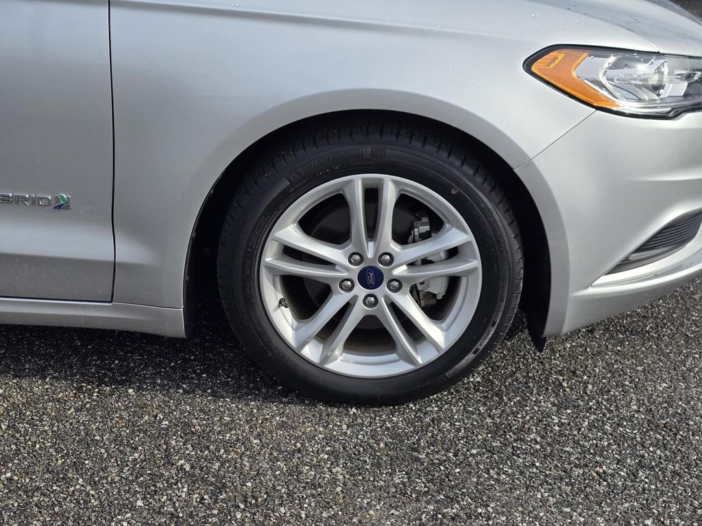 Used 2018 Ford Fusion Hybrid S 4D Sedan