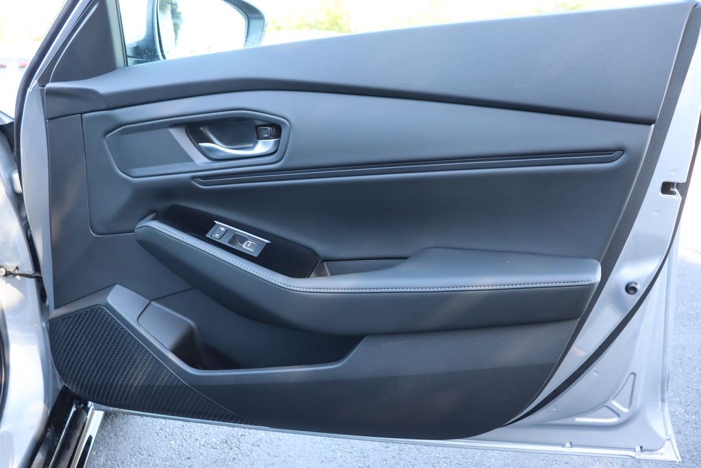 Thumbnail: 2025 Honda Accord - 19