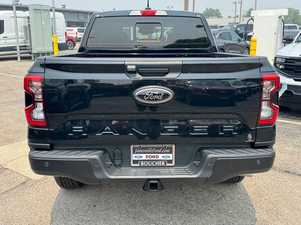 New 2026 Shadow Black Ford XLT image 4