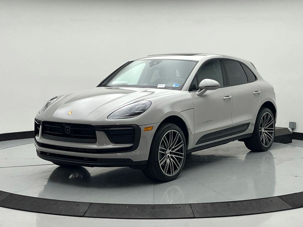 Thumbnail: 2026 Porsche Macan - 1