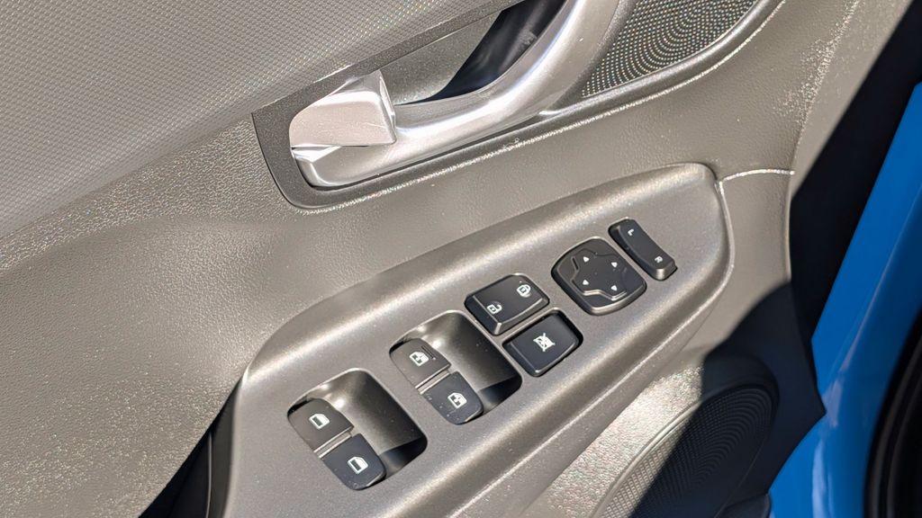 Used 2022 Hyundai Kona Electric SEL 4D Sport Utility