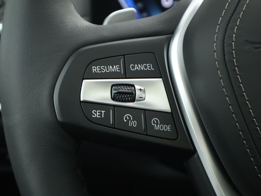 Thumbnail: 2026 BMW X5 - 11