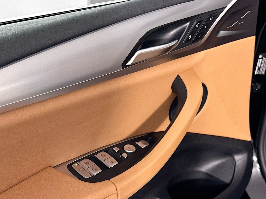 Thumbnail: 2024 BMW X3 - 18