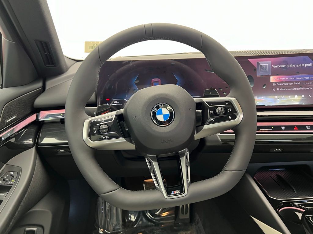 2025 BMW 5 Series 540i xDrive 13