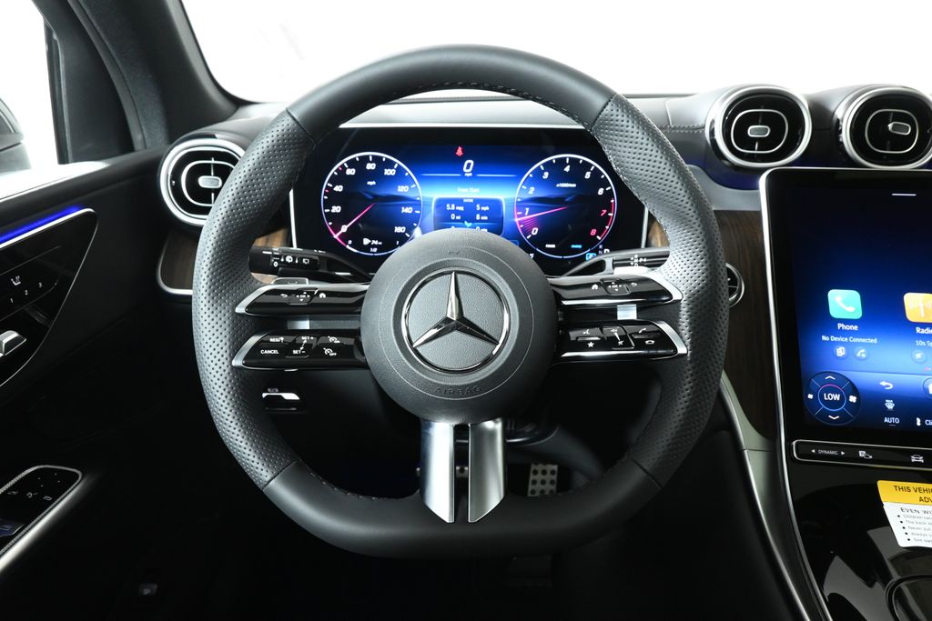 2025 Mercedes-Benz GLC 300 14