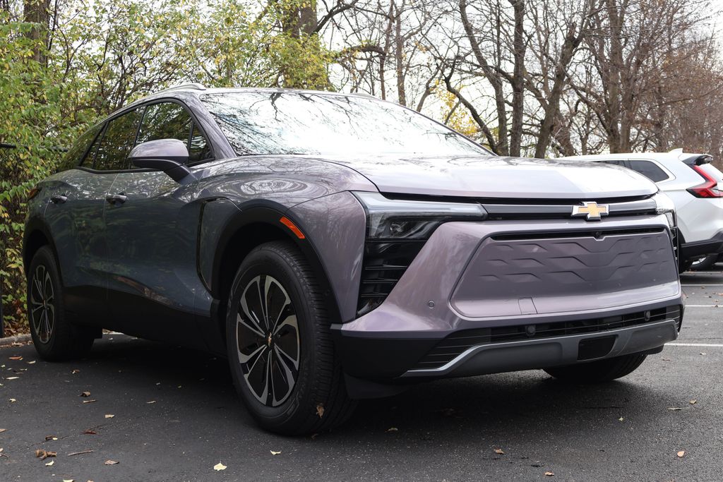 2025 Chevrolet Blazer EV LT 10