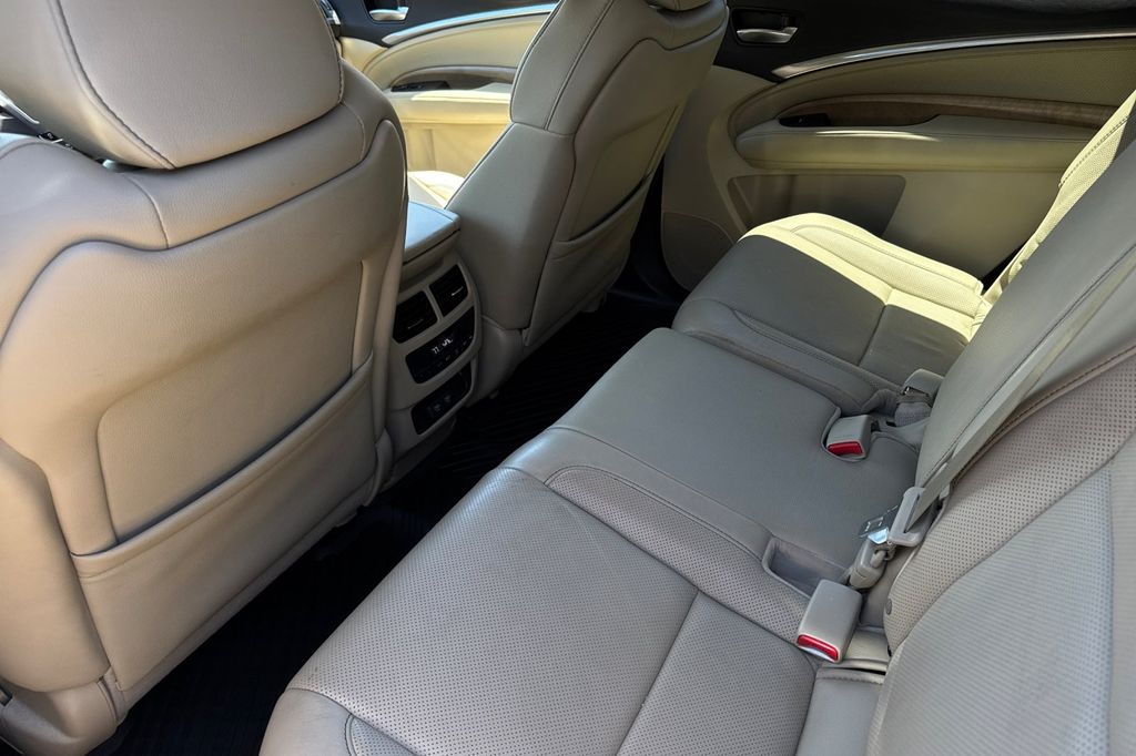 Used 2020 Platinum White Pearl Acura Technology image 14