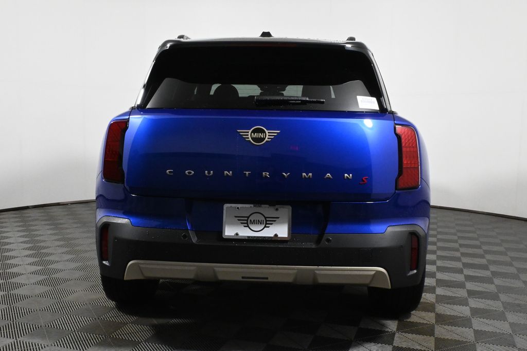 2025 MINI Cooper Countryman Iconic 6