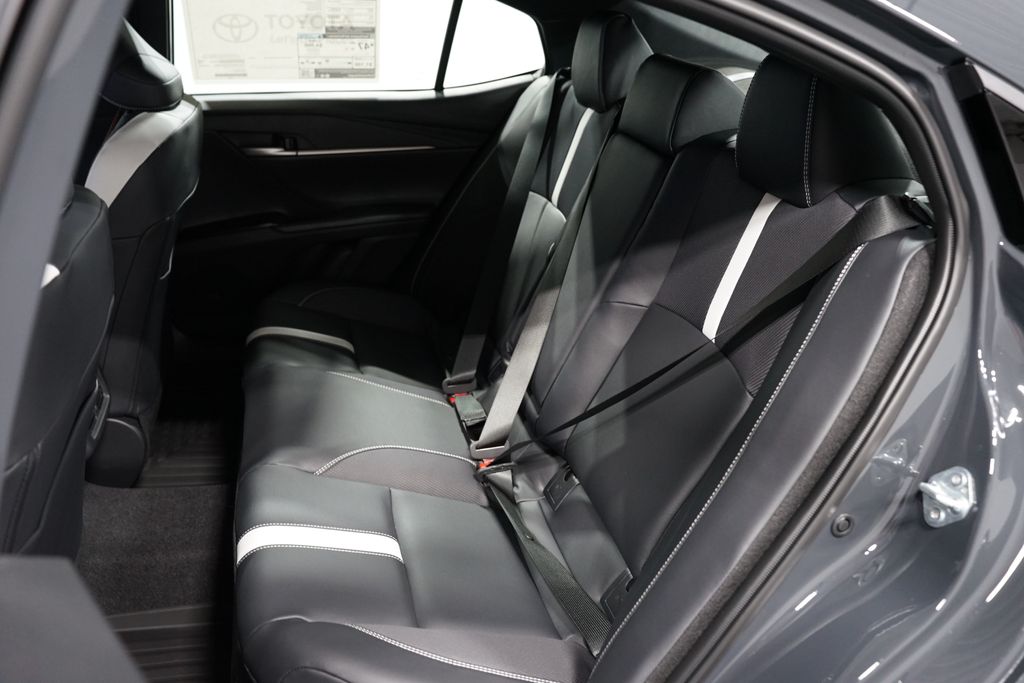 Thumbnail: 2025 Toyota Camry - 30