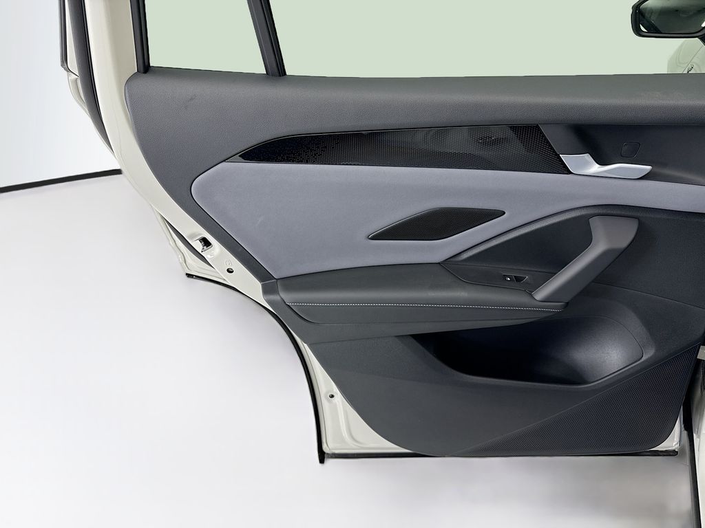 Thumbnail: 2026 Volkswagen Tiguan - 24