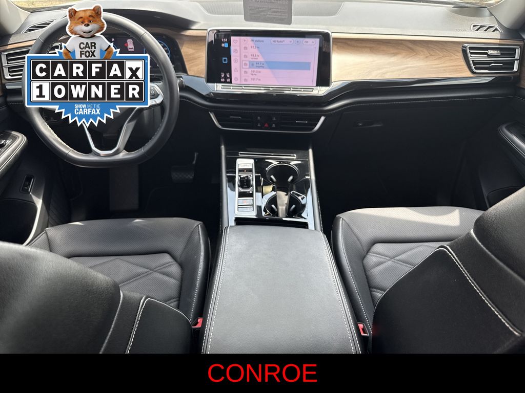 2024 Volkswagen Atlas 2.0T SE w/Technology Black at Cook Ford