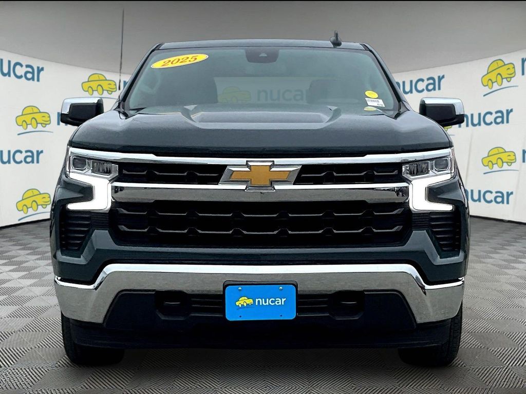 2025 Chevrolet Silverado 1500 — photo 2