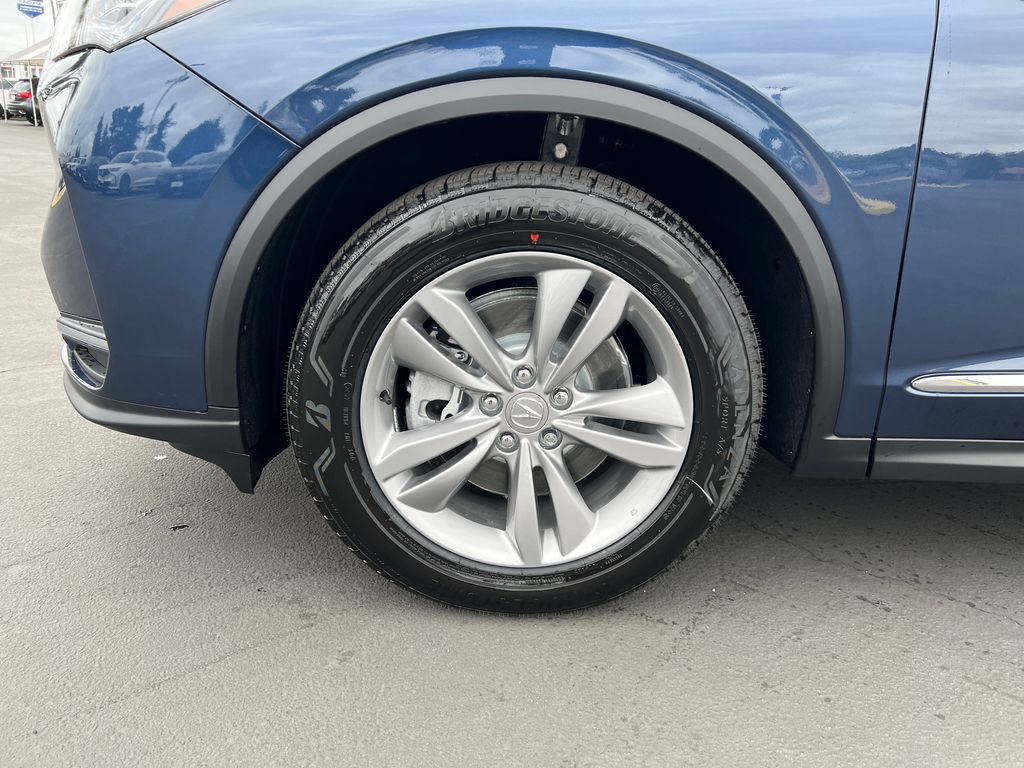 Thumbnail: 2025 Acura MDX - 5