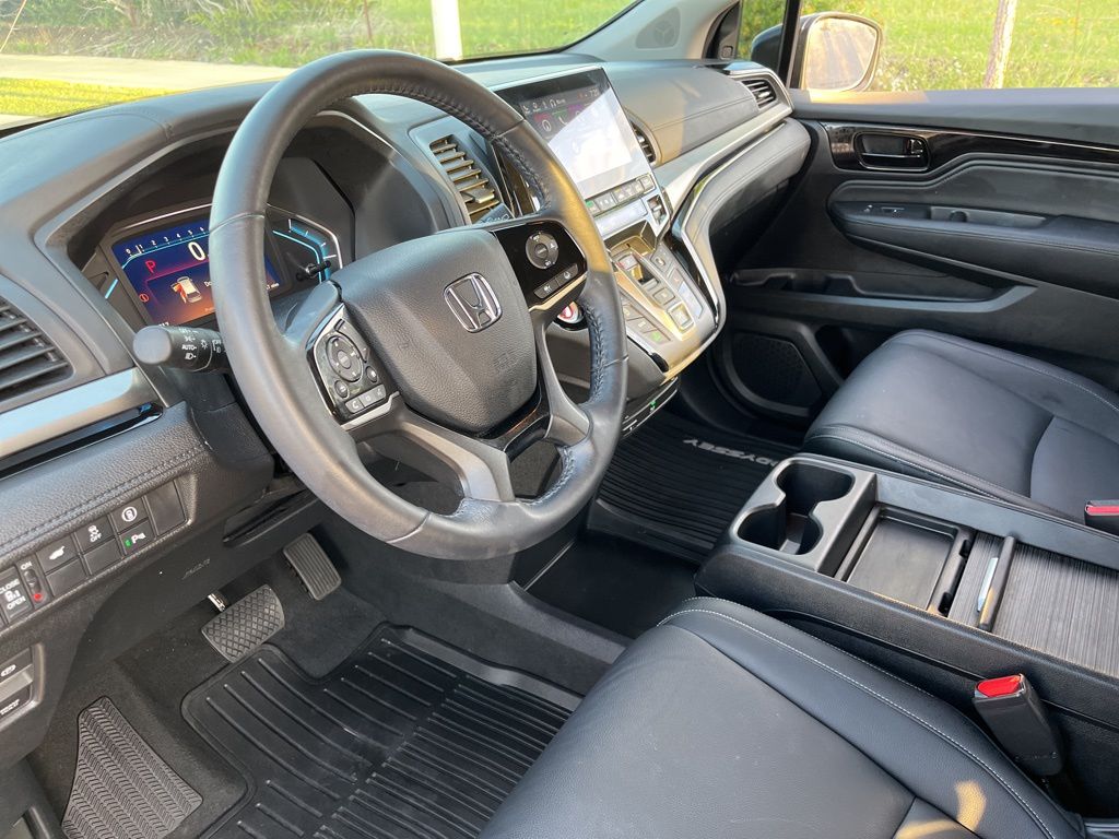 2024 Honda Odyssey Touring 18