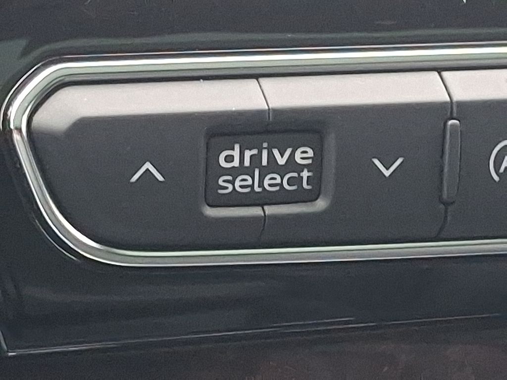 Thumbnail: 2019 Audi Q7 - 26