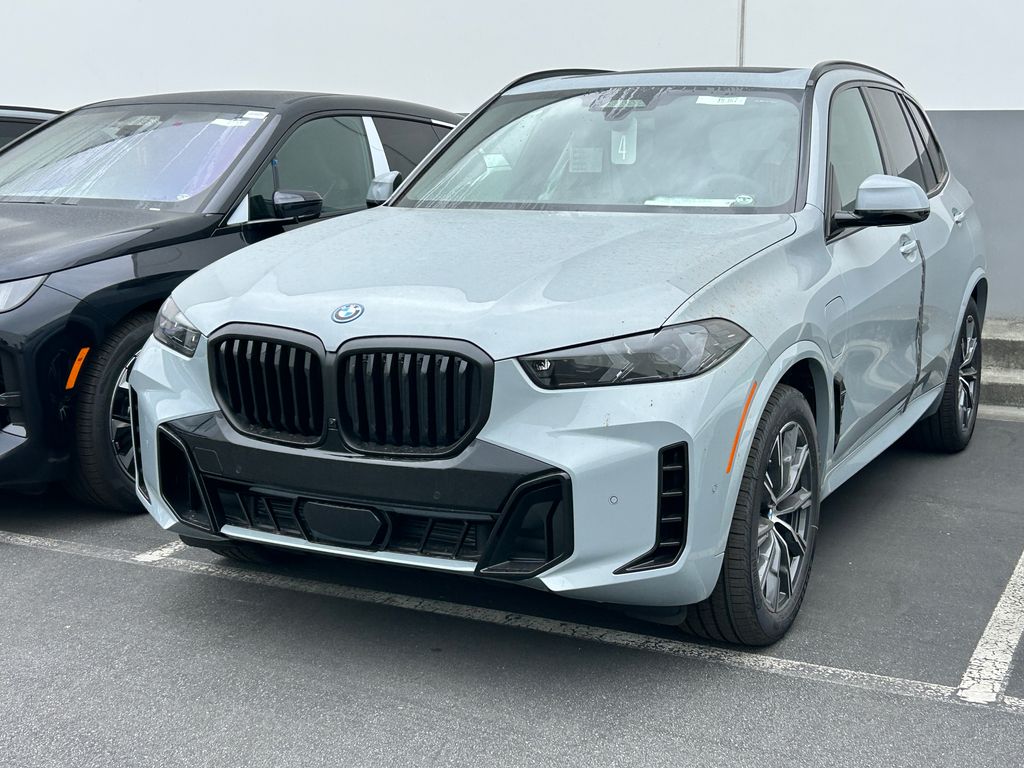 Thumbnail: 2026 BMW X5 - 2