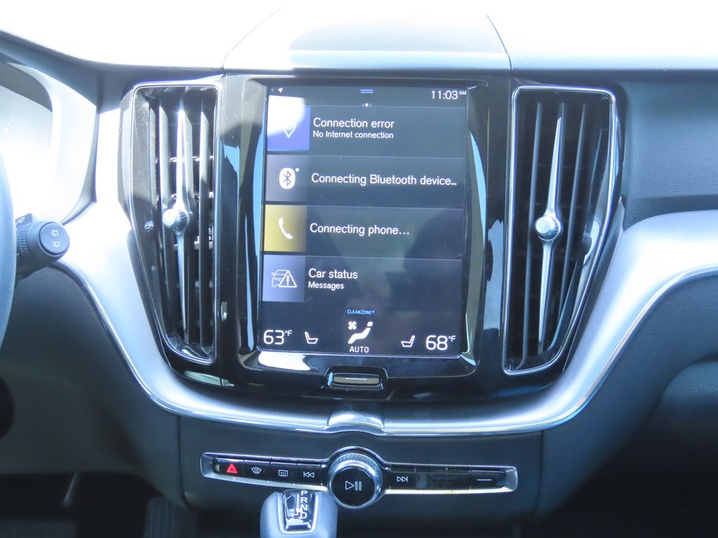 Thumbnail: 2020 Volvo XC60 - 8