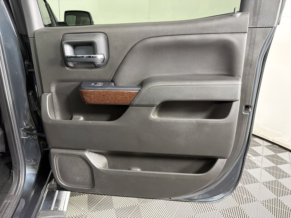 used 2018 GMC Sierra 1500 car, priced at $24,900