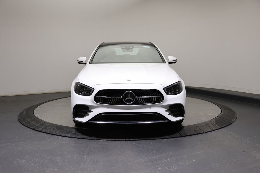Thumbnail: 2023 Mercedes-Benz E-Class - 2