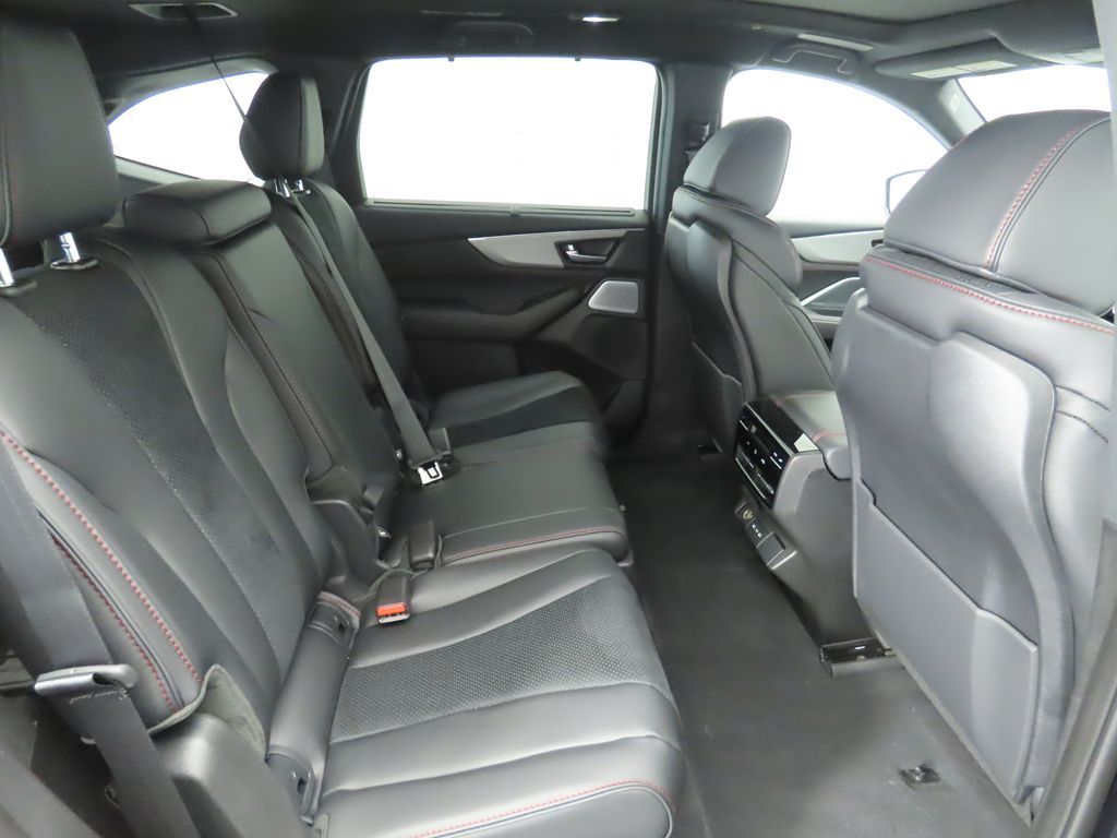 Thumbnail: 2026 Acura MDX - 23