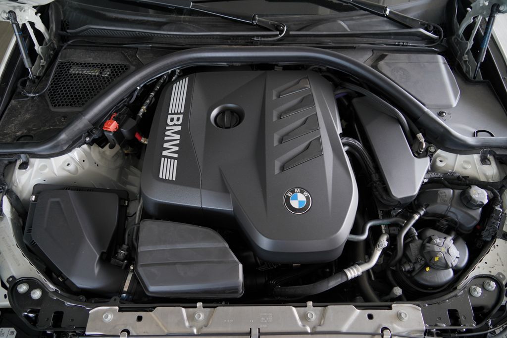 Thumbnail: 2026 BMW 3 Series - 21