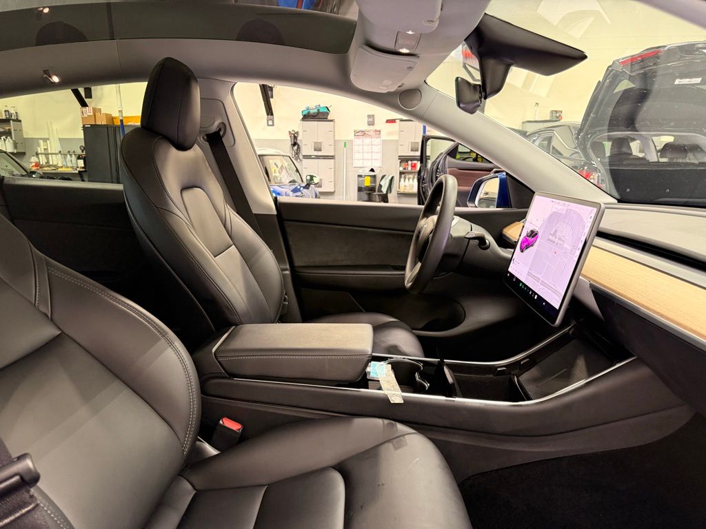 Thumbnail: 2021 Tesla Model Y - 27
