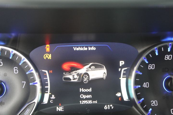 Used Car 2018 Chrysler Pacifica  Touring L Plus For Sale Under $15,000 In Georgetown, Texas