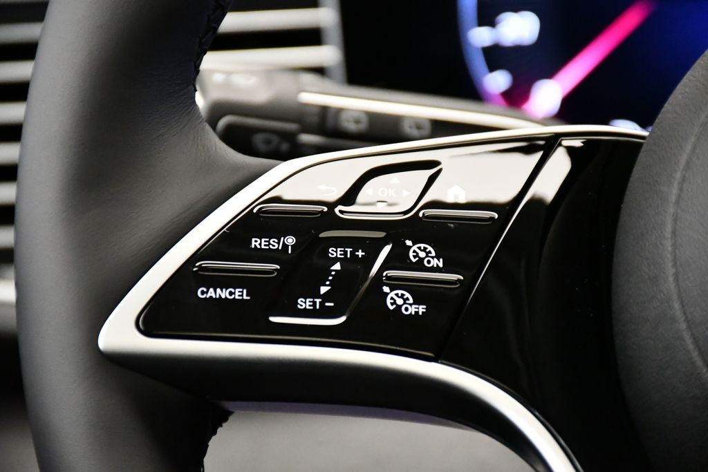 Thumbnail: 2026 Mercedes-Benz GLE - 23