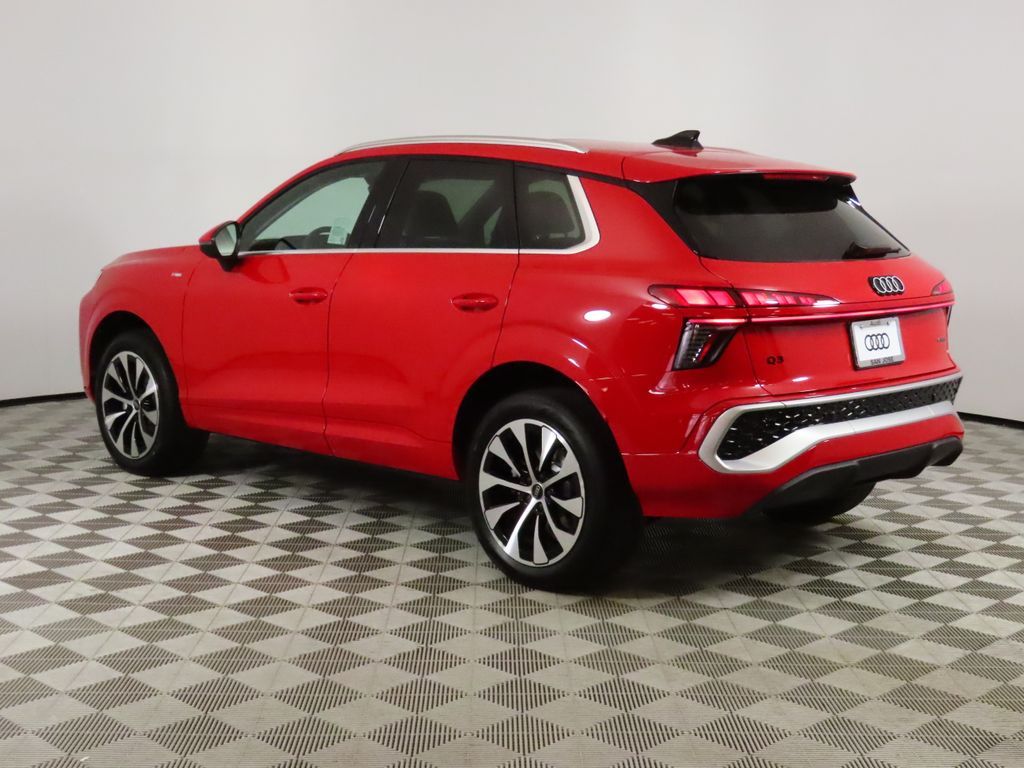 Thumbnail: 2026 Audi Q3 - 3